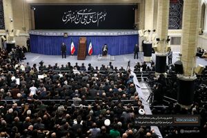 سپر پولادین اتحاد مردم و مسئولان و نیروهای مسلح نباید خدشه دار شود/ باید از خدمتگزاران کشور بویژه رئیس جمهور پرکار و پرتلاش حمایت شود