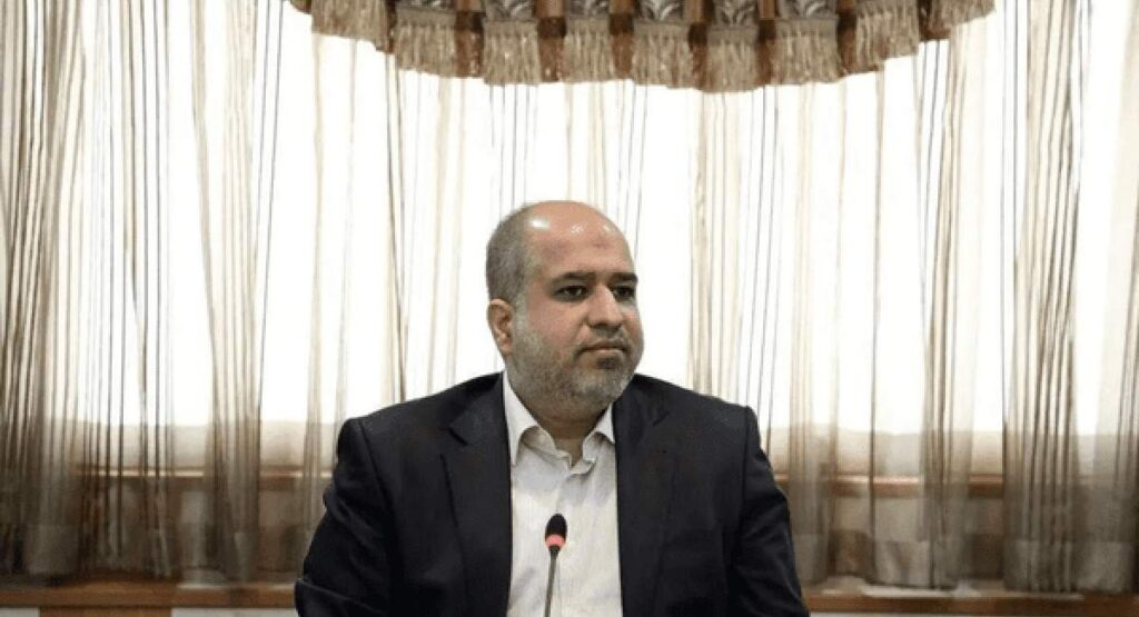 خضریان: داماد حضرتی با کدام رانت عضو هیات مدیره شده است؟