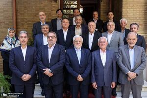 جمله طلایی عارف برای اقتصاد