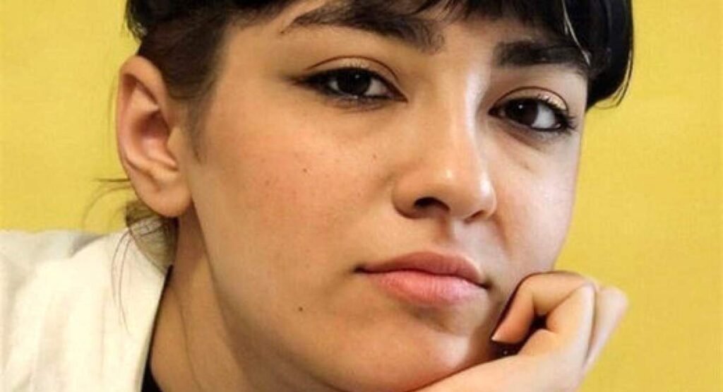 تجارت با خون نیکا شاکرمی جواب داد