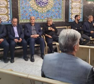 حضور رضایی مدیرکل بنیاد شهید و امور ایثارگران تهران بزرگ در مجلس ترحیم مرحومه مغفوره محافظت‌کار همسر گرانقدر شهید والامقام غلامعلی اکبری