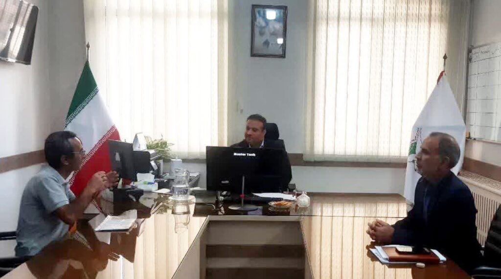 برگزاری ملاقات عمومی و میز خدمت بنیاد شهید تهران بزرگ برای پاسخگویی به خانوادههای ایثارگران