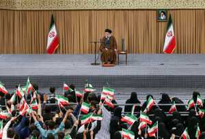 اختلاف جمهوری اسلامی و آمریکا، ذاتی است و نه تاکتیکی/۱۳ آبان روز افتخار و پیروزی است؛ این روز نباید از حافظه ملی پاک شود/ایران قوی؛ تنها راه‌حل مشکلات