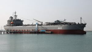 پایگاه شناوری «کردستان» و ناوشکن «سهند» به نیروی دریایی ارتش ملحق شد