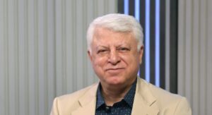 علیه خدا تظاهرات کن ولی به ما نقد نکن!