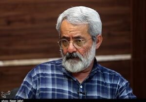 ۱۳ آبان؛ فلج شدن کانون کودتا و تناقضات