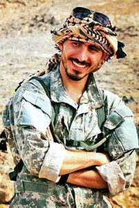 شهیدی از نسل لبخند و ایمان؛ روایتی از  زندگی و شهادت شهید روح‌الله قربانی