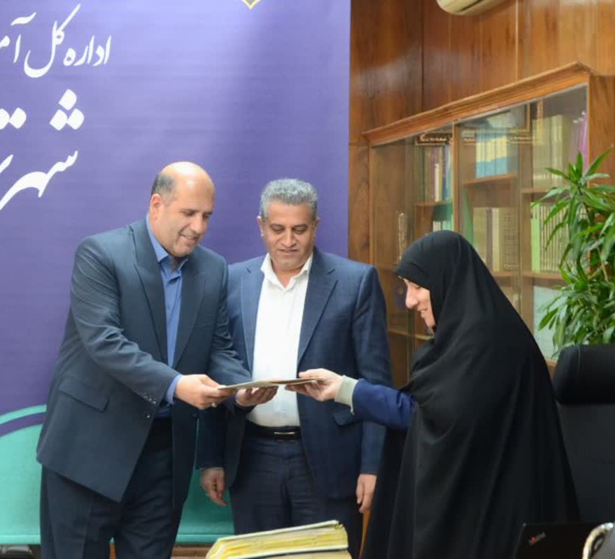 «برگزاری جشن تجلیل از دانش‌آموزان ممتاز شاهد و ایثارگر در تهران بزرگ»