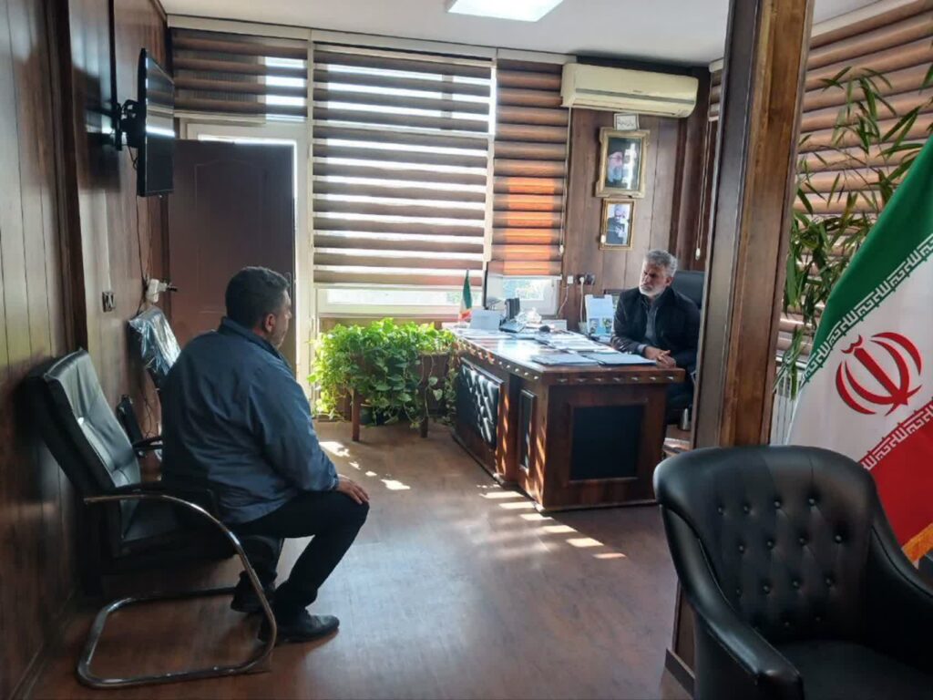 برپایی میز خدمت در مناطق بنیاد شهید و امور ایثارگران تهران بزرگ با حضور  رؤسای مناطق