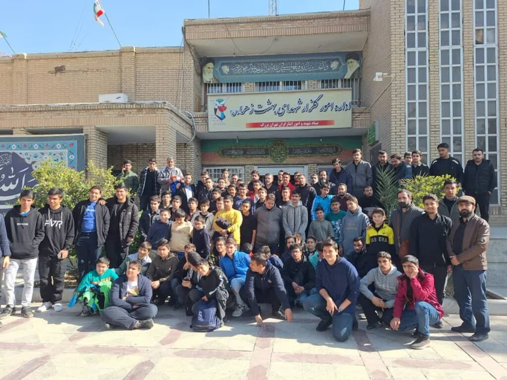 تجدید میثاق بسیجیان با شهدا در بهشت زهرا(س)