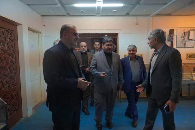 «نمایشگاه هنری «مشق‌های ناتمام» در موزه مرکزی شهدا افتتاح شد»