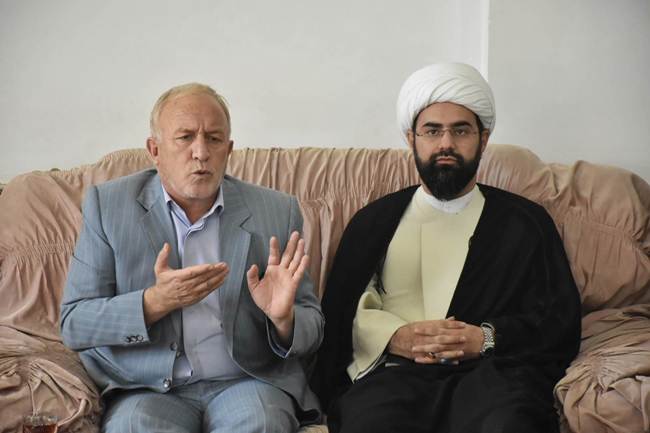 دیدار مدیرکل بنیاد شهید لرستان با خانواده‌های معظم شهدا در شهرستان چگنی