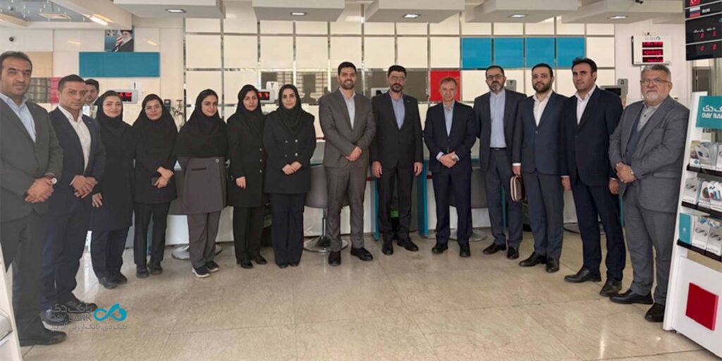 تقدیر مدیرعامل بانک دی از حضور همکاران در شعب و ستاد در روزهای آلودگی هوا