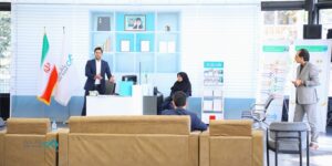 تأکید بانک دی بر مهارت‌افزایی و نقش کلیدی میزهای خدمت در نشست آموزشی