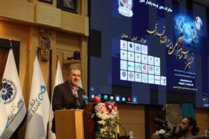 ایثار و همبستگی ملی سد محکمی در برابر توطئه‌های دشمنان است