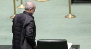 چرا بازسازی مدیریتی به نفع دولت پزشکیان است؟