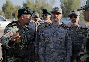 فرمانده کل ارتش: به هر شرارتی با قاطعیت پاسخ خواهیم داد