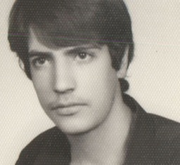 بسیجی شهید”یونس لشینی”:کاری نکنید که حتی اندکی به سود دشمنان اسلام تمام شود