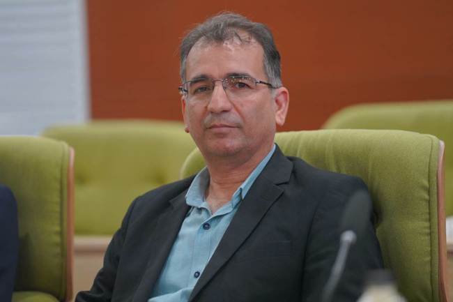 تجلیل مستمر مدیران بنیاد شهید از خانواده‌های ایثارگران