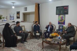 وظیفه امروز جامعه انتقال ارزش‌های شهدا به نسل‌های امروز و آینده