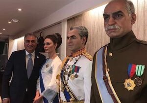 زور می زند «کوروش کبیر» باشد، اما شبیه «پاتریک» باب اسفنجی است!