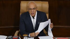 پارلمان جدید ونزوئلا از مادورو و بازگشتش به کشور حمایت کرد