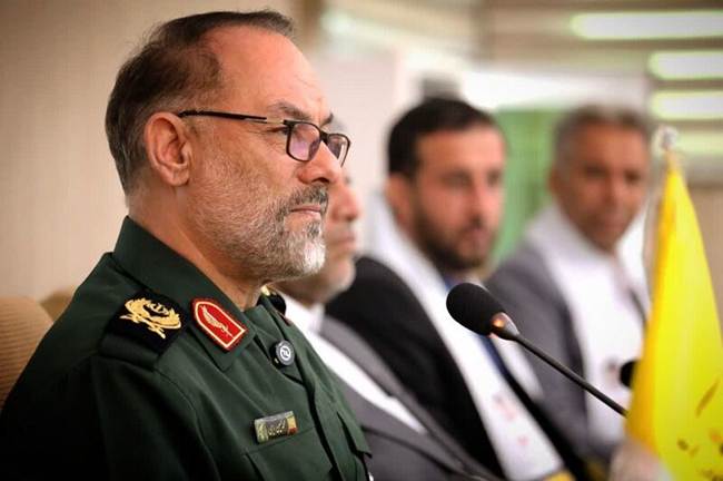 راه شهید و شهادت باید هنرمندانه به نسل آینده منتقل شود