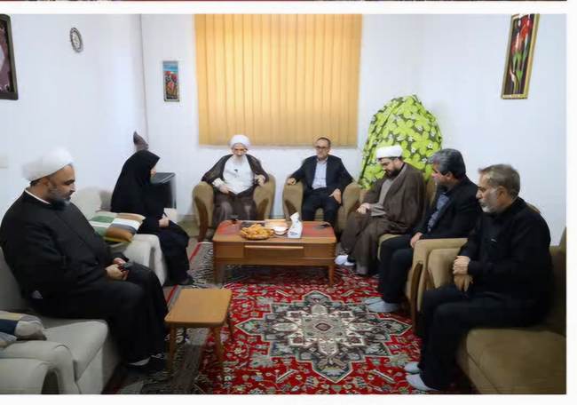 تجلیل نماینده ولی فقیه و مدیرکل بنیاد مازندران از خانواده شهدای مدافع امنیت