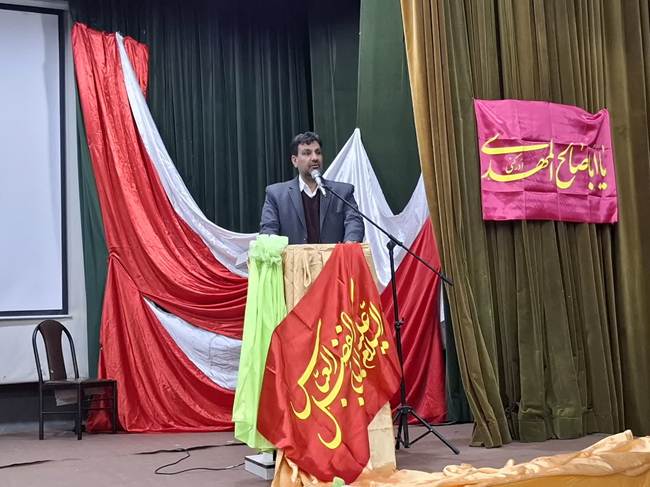 تقدیر از اسوه‌های ایثار شهرستان هندیجان با حضور مدیرکل بنیاد شهید و امور ایثارگران خوزستان