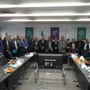 تقدیر بیمه دی از دبیران جانباز تشکل‌های جانبازی و همچنین همکاران جانباز بیمه دی