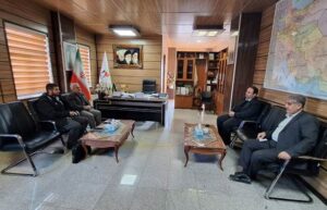 نشست مدیرکل بنیاد شهید و امورایثارگرن آذربایجان غربی با مشاور کنگره ملی شهدای دانشجو معلم کشور