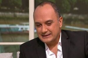 احسان بی‌مخ!