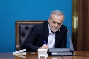 دستور پزشکیان به عراقچی برای مذاکره با آمریکا