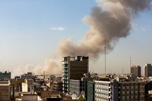نیروهای آمریکایی در قطر به پناهگاه رفتند