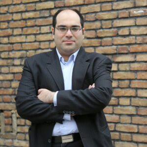 حمله خارجی، مغلطه دموکراسی و نجات بخشی