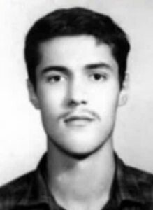 وصیت ماندگار یک دانشجوی بسیجی:مراقب باشيد تا زر و زيور این دنيا گول‌تان نزند‌