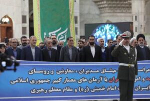 تجدید میثاق مدیران، معاونان و روسای بنیاد شهید و امور ایثارگران با آرمان‌های امام خمینی(ره) و مقام معظم رهبری