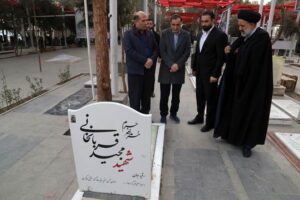 تجدید میثاق معاون رییس جمهور و رییس بنیاد شهید و امور ایثارگران و نماینده ولی فقیه در بنیاد با شهدای اقتدار و مدافع حرم