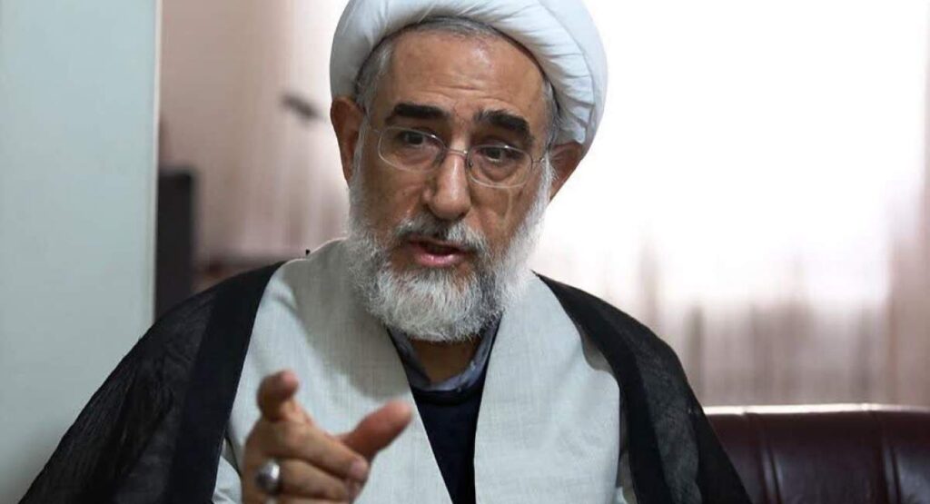 نقد ملایم منتجب‌نیا به هتک حرمت مقدسات