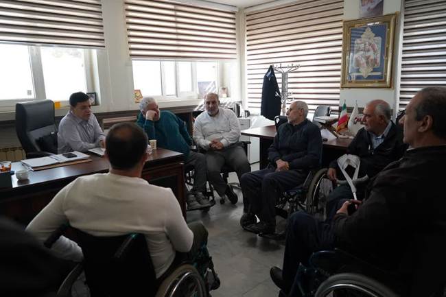 برگزاری دیدار هفتگی سرپرست بنیاد شهید و امور ایثارگران استان اصفهان با خانواده‌های شهدا و جانبازان