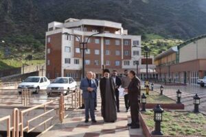 سرکشی نماینده ولی فقیه در بنیاد از مؤسسه فرهنگی ورزشی مجتمع ایثار استان لرستان