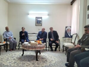 دیدار معاون رئیس جمهور با خانواده شهیدان شمقدری