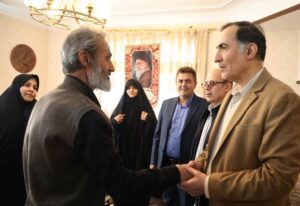 شهدا تاریخ سازان کشور