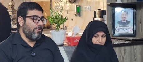 تجلیل معاون بهداشت و درمان بنیاد شهید و امور ایثارگران از خانواده شهدای جنگ رمضان در شهرقدس