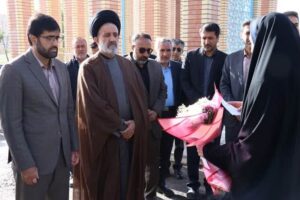 دیدار نماینده ولی‌فقیه در بنیاد شهید با مسئولان چهارمحال و بختیاری