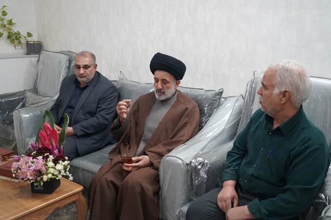 خون سرخ شهیدان، لرزه ای بر اندام دشمنان
