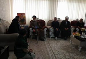 شهدا زنده‌ هستند و نام و یادشان در تاریخ انقلاب ماندگار خواهد ماند
