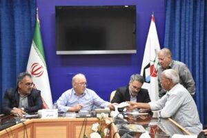 ملاقات عمومی مدیرکل بنیاد شهید و امور ایثارگران لرستان با خانواده‌های معزز شهدا و ایثارگران