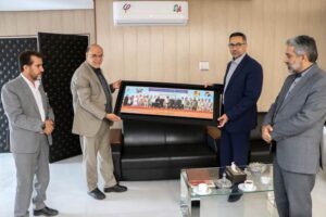 دیدار مدیرکل بنیاد شهید فارس با رئیس سازمان بازرسی استان برای بهبود خدمت‌رسانی به ایثارگران