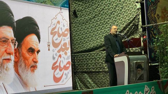 انقلاب اسلامی ملت ایران را از وابستگی و تحقیر تاریخی نجات داد